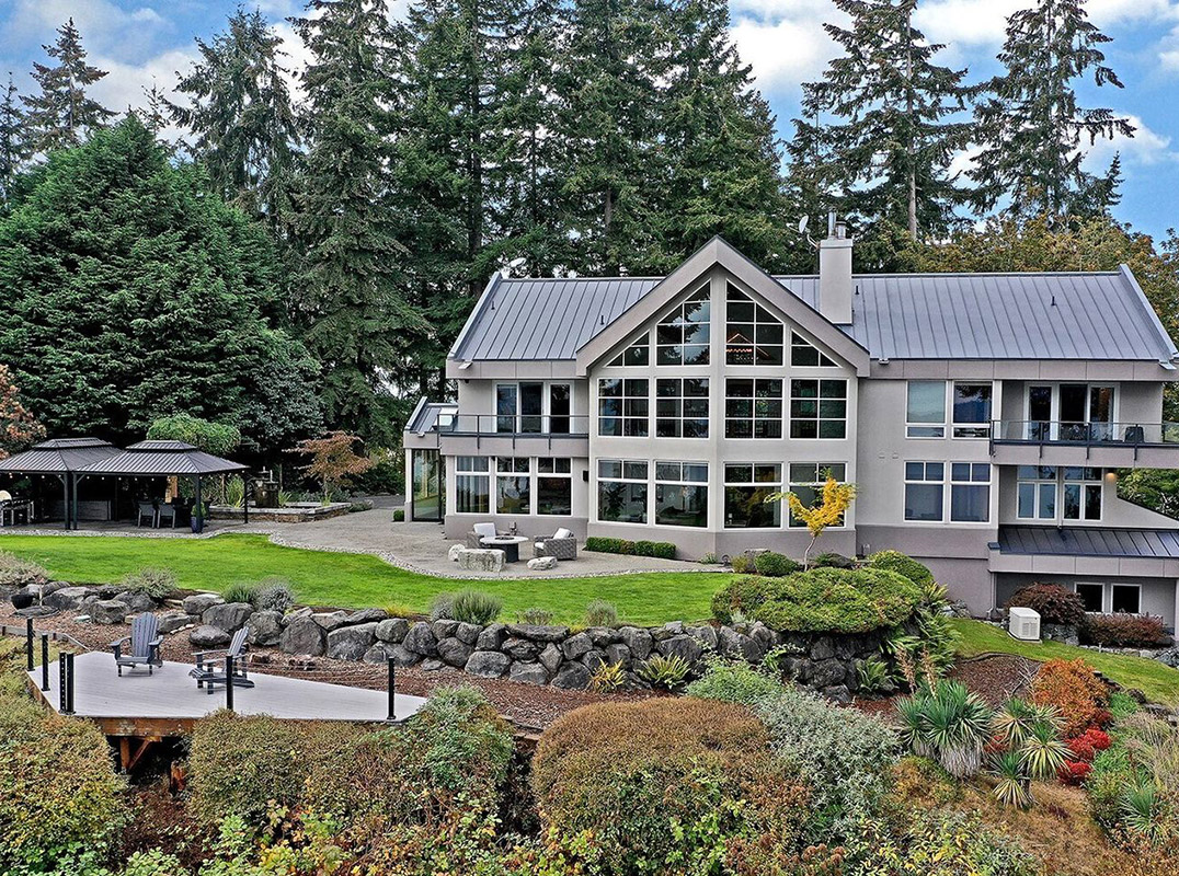 Incredible View Estate