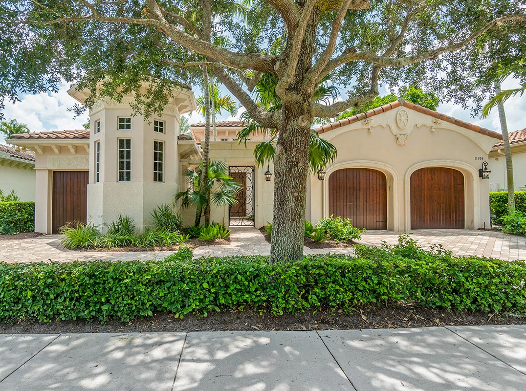 LHM The Palm Beaches Old Palm Golf Club Flora Model