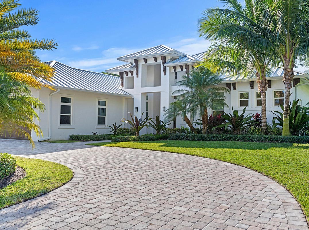 LHM The Palm Beaches Newer Construction in Highly Desirable Pennock Point