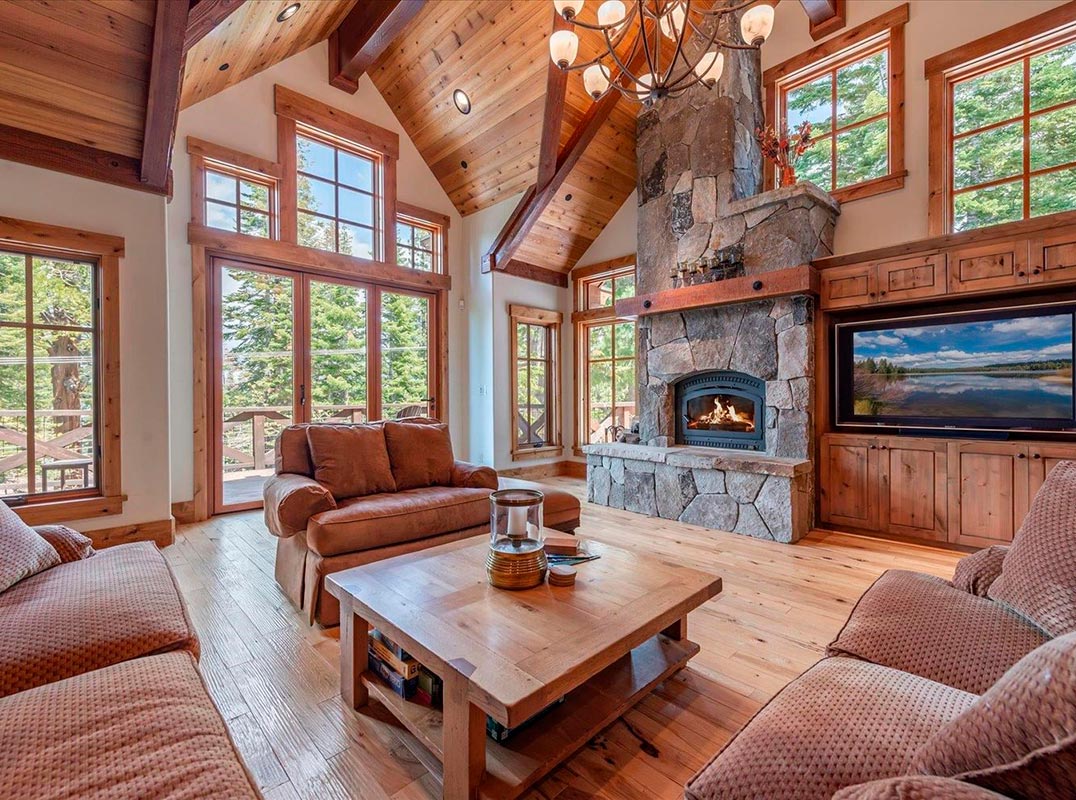 Mckinney Shores Custom Home With Buoy