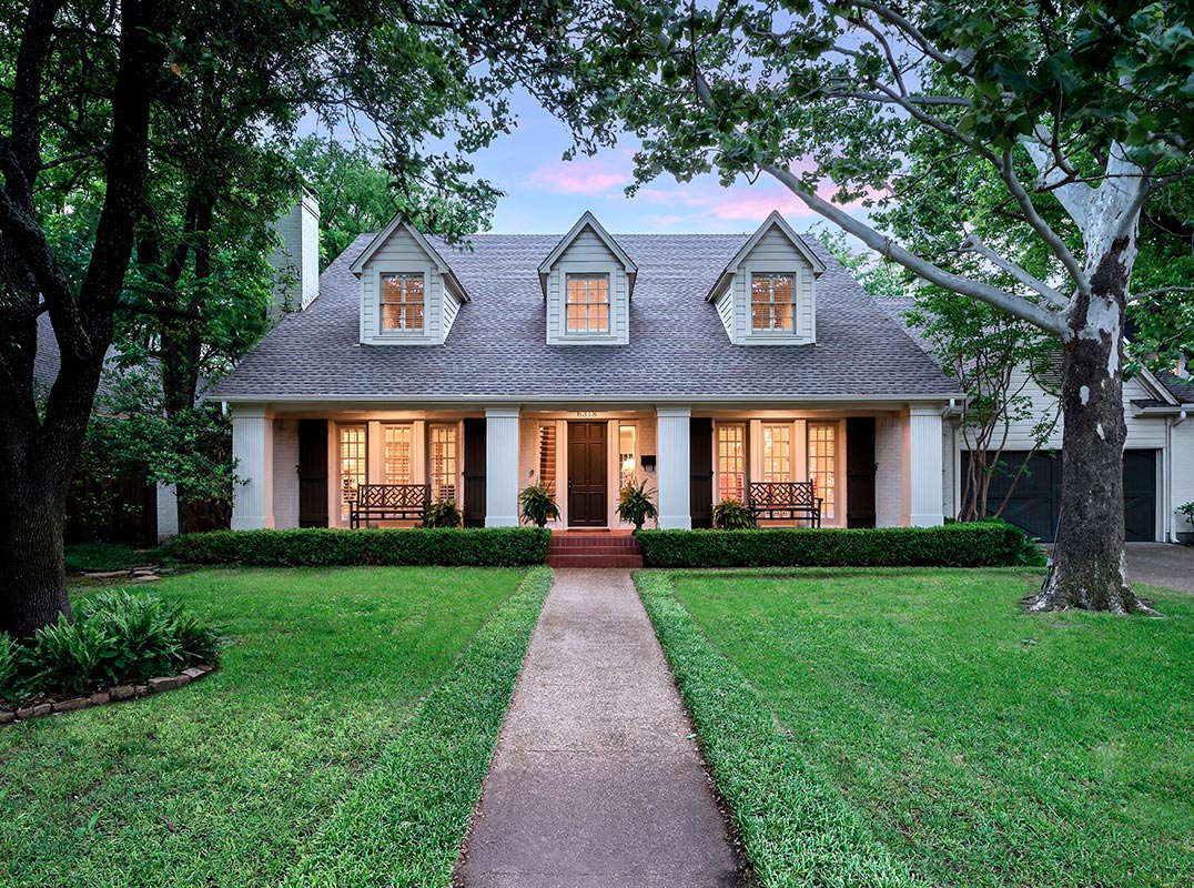 Wonderful Offering In The Heart Of Preston Hollow