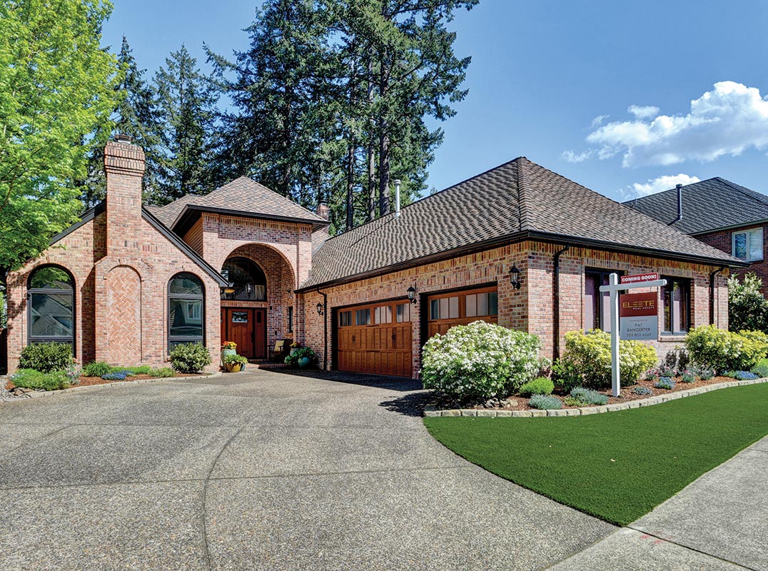 Lake Oswego Gem with Mt Hood Views and Private Neighborhood Marina