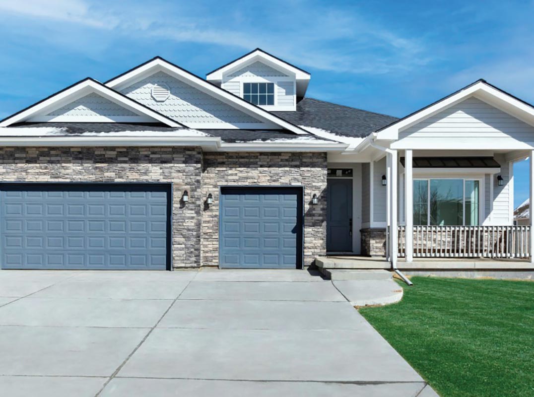 Brand New Custom Home In Blackstone Country Club.