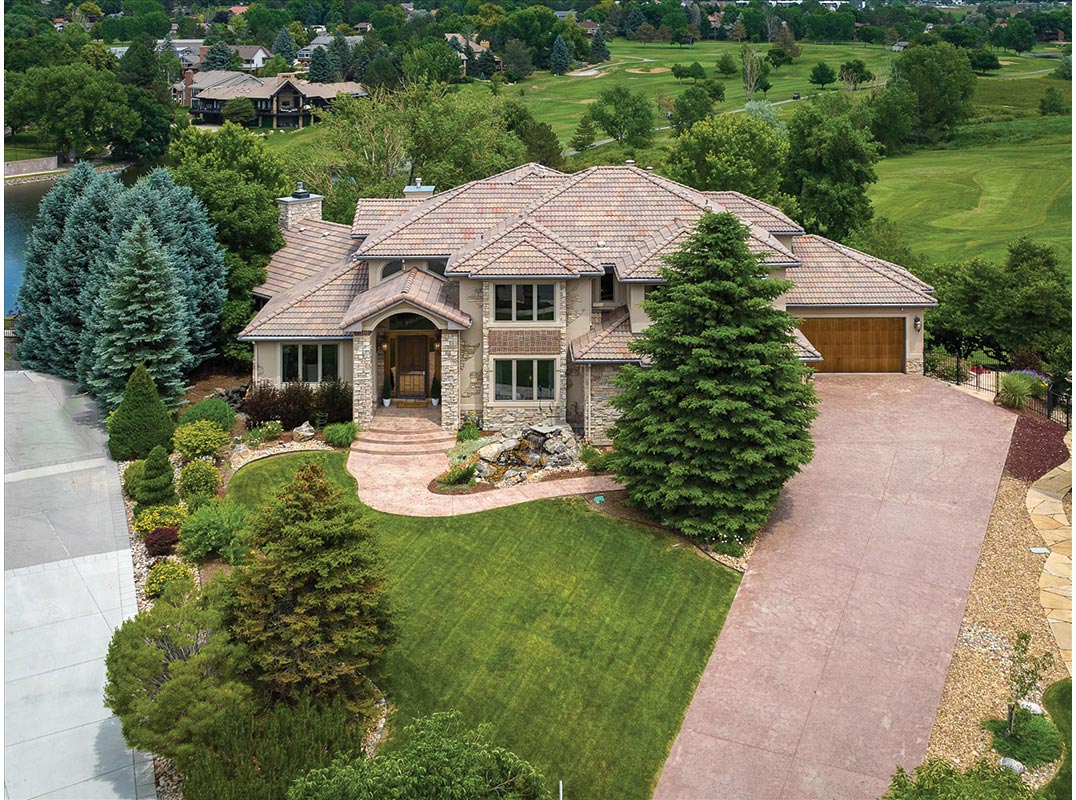 Private Oasis & Best Location In The Ranch Country Club. Drive Your Golf Cart To The Club!
