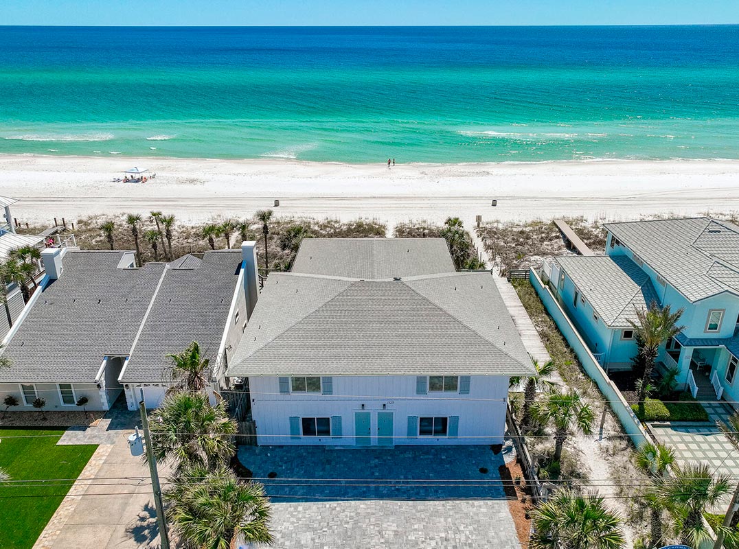 Gulf Front Rental Engine: Duplex 14 Room