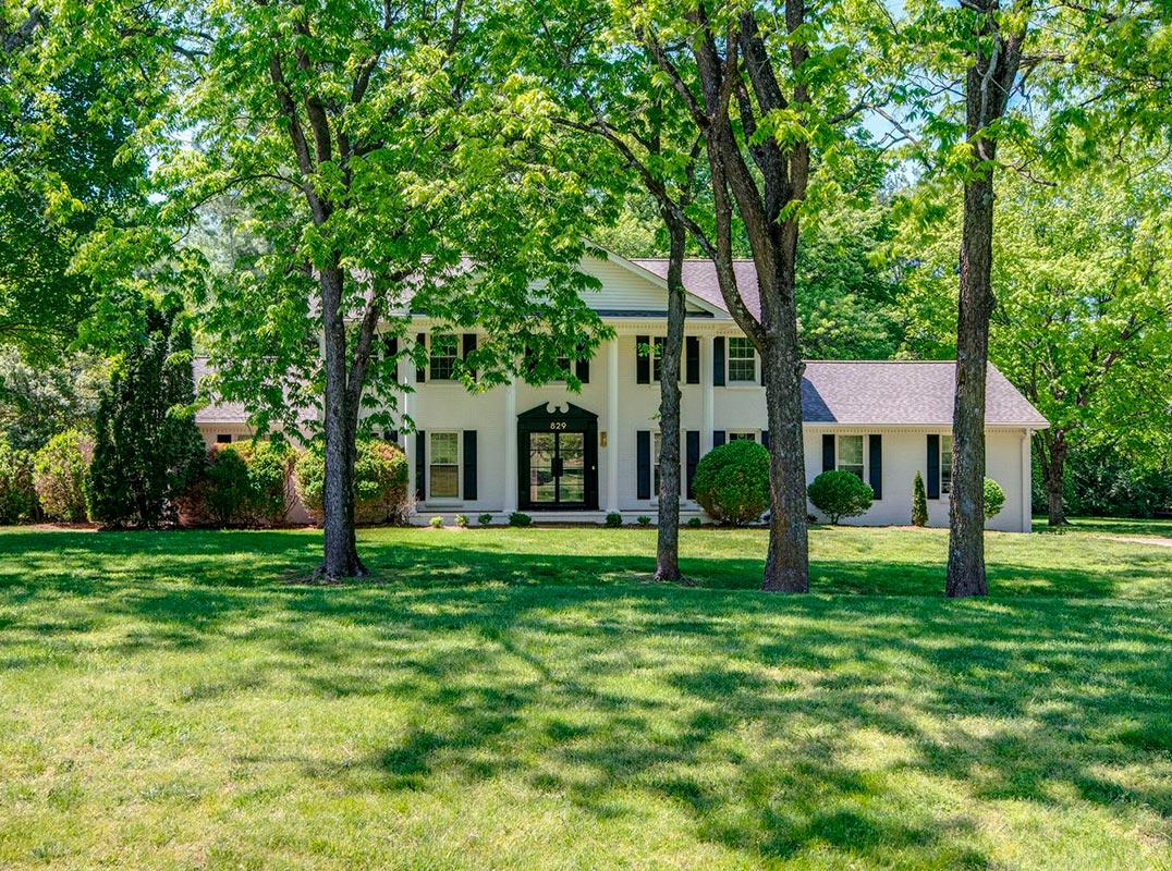   Beautifully Renovated -- In The Heart Of Brentwood