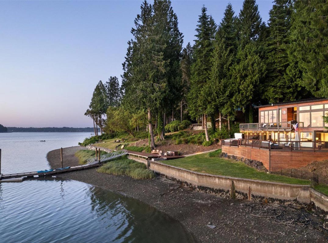 Heron Beach Waterfront Estate