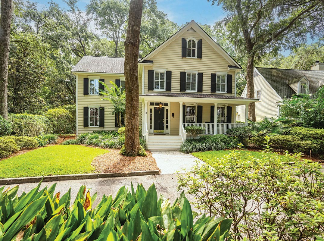 Stunning Waterfront Home 10 Minutes To Downtown Beaufort
