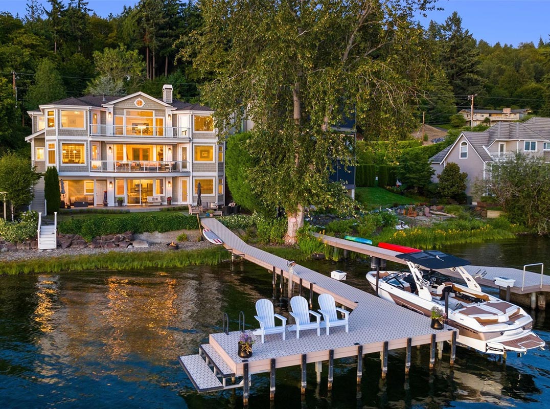 Lake Sammamish Waterfront Oasis