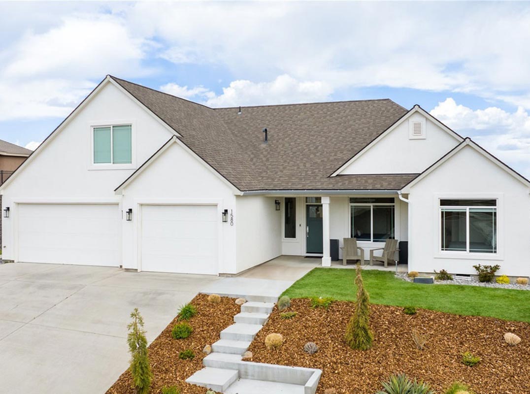 Benton Luxury Gem