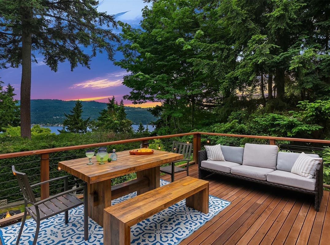 Sammamish Waterfront Gem