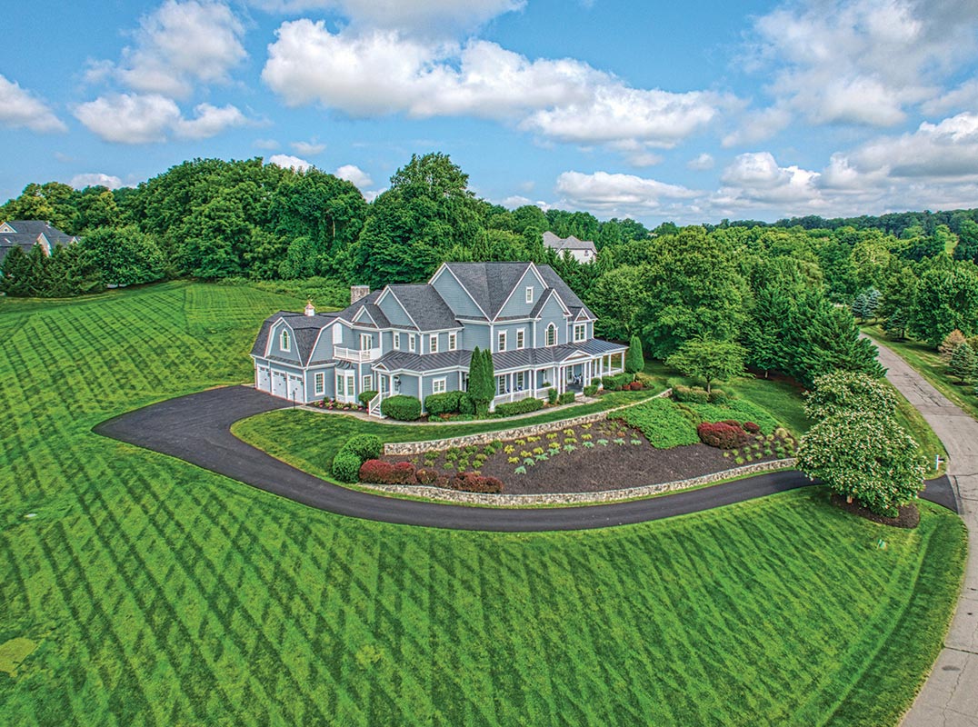 Scenic Grounds in Distinguished Beacon Hill