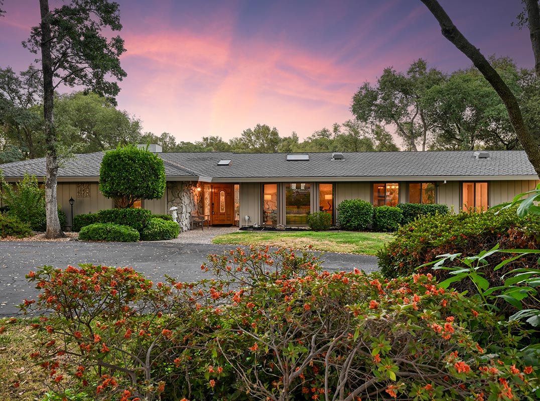 Serenity Found in Carolinda Estates