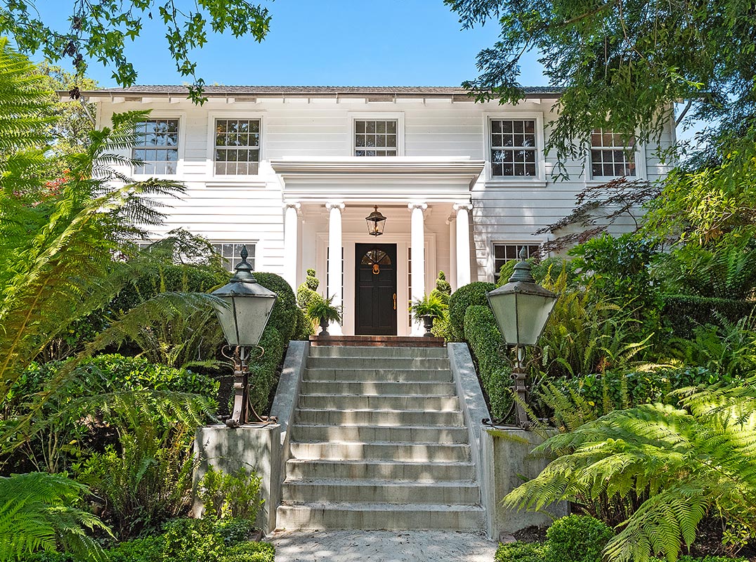 Southern Charm On The West Coast