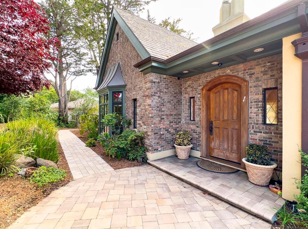 Come Home To A Space That Inspires You Everyday! 