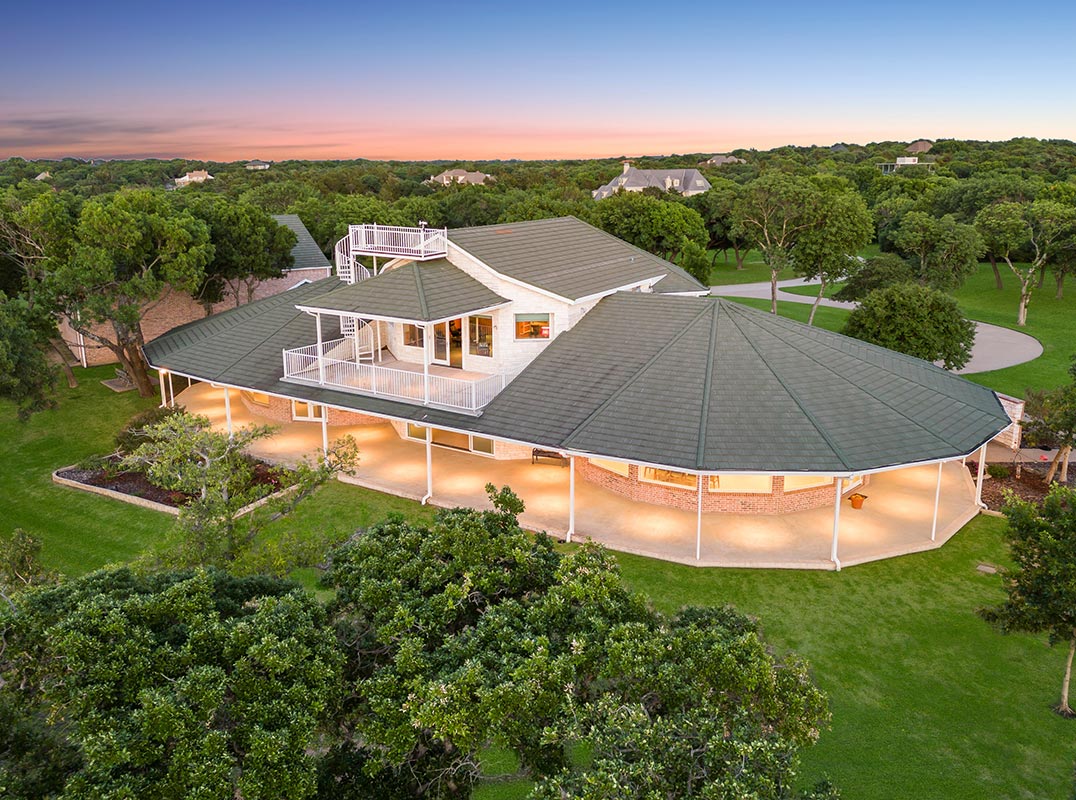 One-of-a-Kind Captivating Estate wtih Panoramic Views