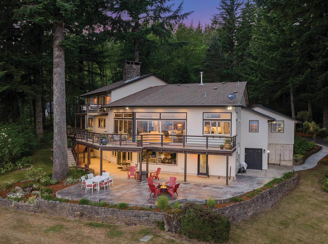 MODERN INDUSTRIAL REMODEL, PRIVACY & VIEWS