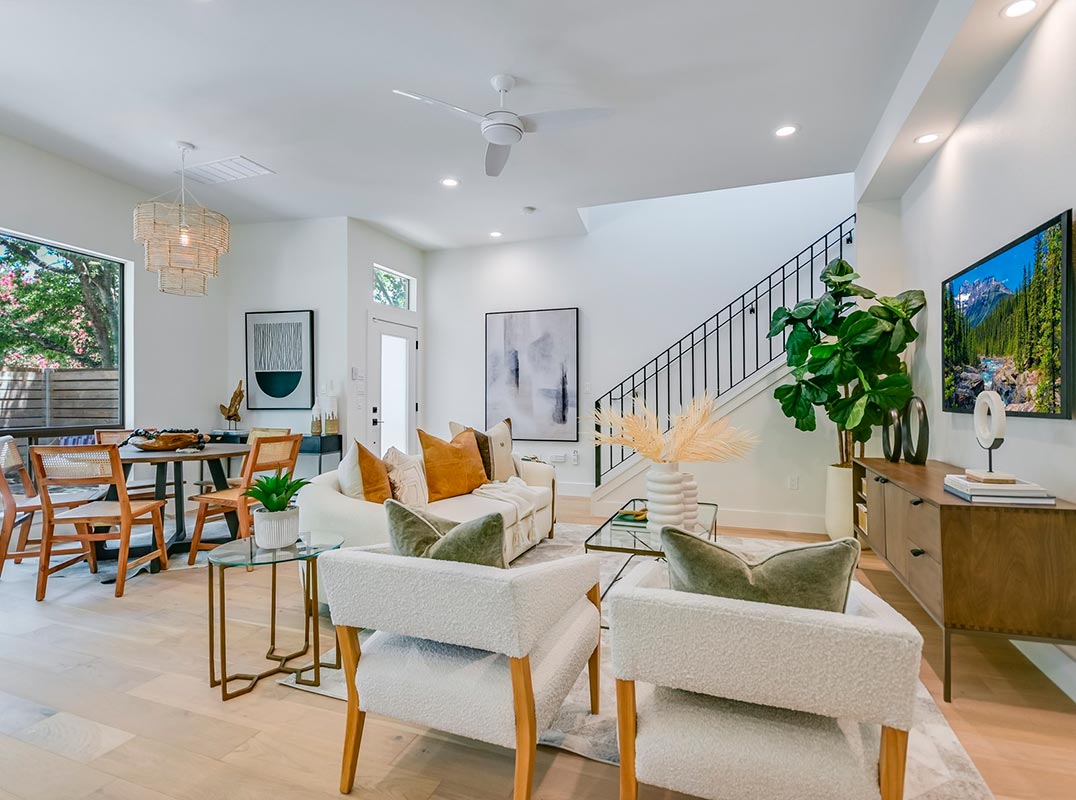 Contemporary Townhome Remodeled In 2023