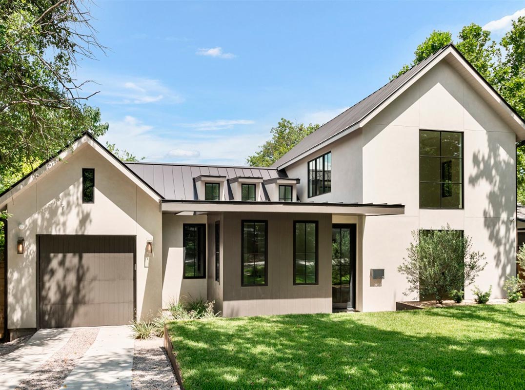 Modern Charm: Luxurious Garden Villa Project by Cedar & Oak Homes