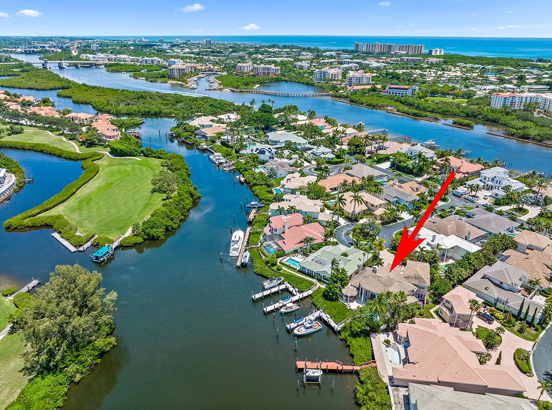 Deepwater Home in Jonathan’s Landing