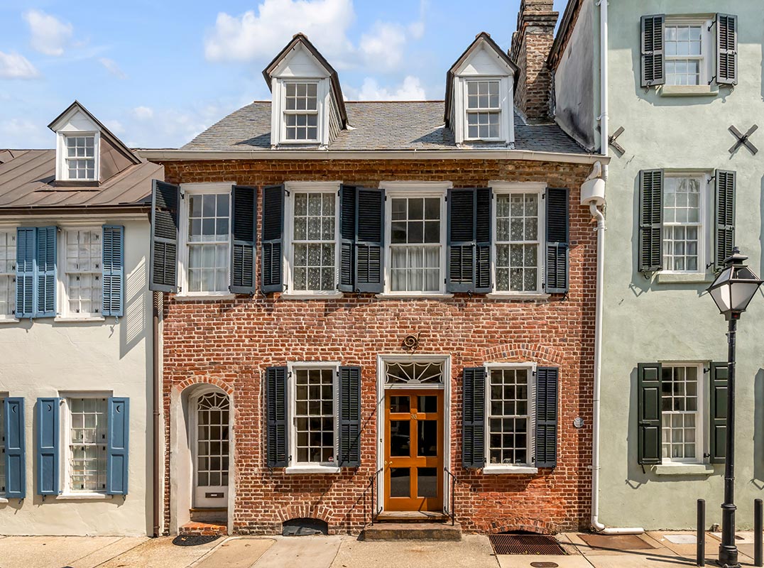 One of the Oldest Properties that Remains on the Peninsula, Built in 1718