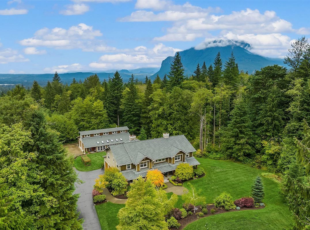 Snoqualmie Uplands Acreage Estate