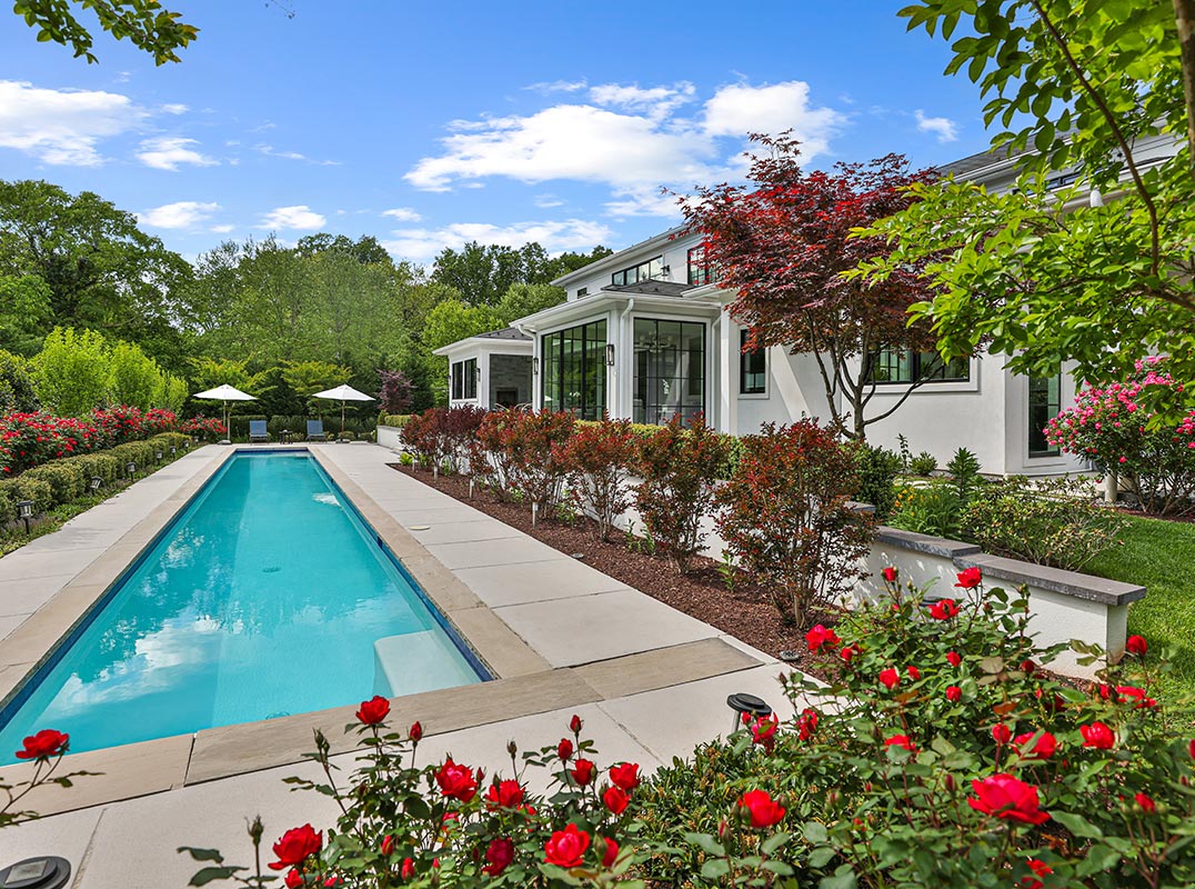 Timeless Estate with Classical Architecture
