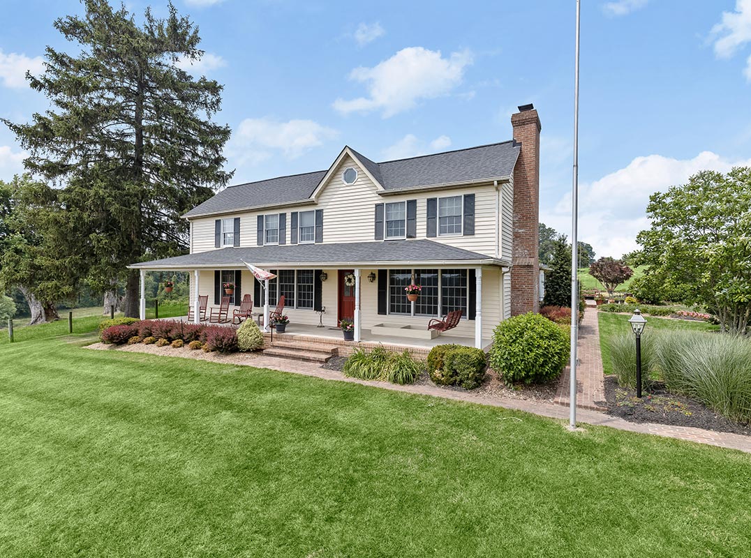 Magnificent 35.68 Acre Multi-Generational Farmland Estate