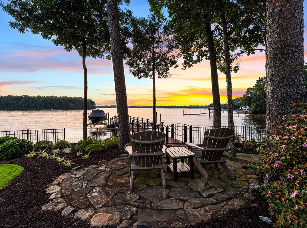 Sweeping Panoramic Views of Lake Norman