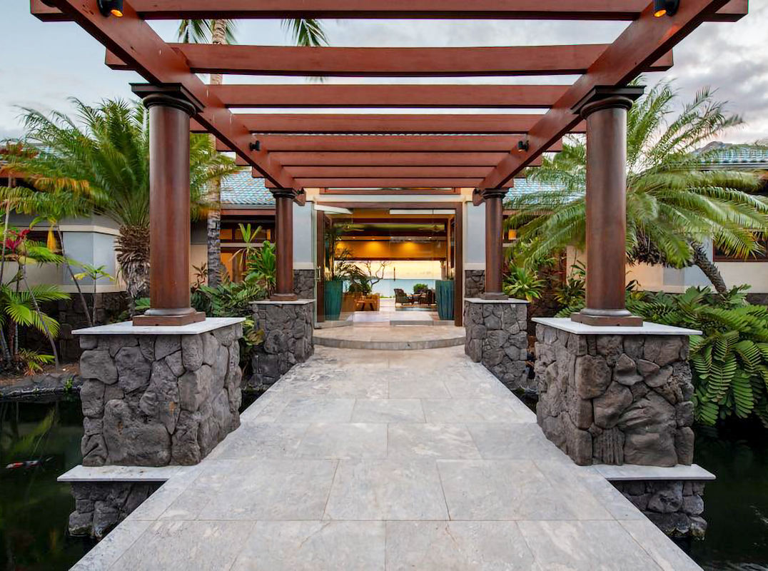 LHM Hawaii Pacific Luxury Living 691069 Kolea Kai Circle