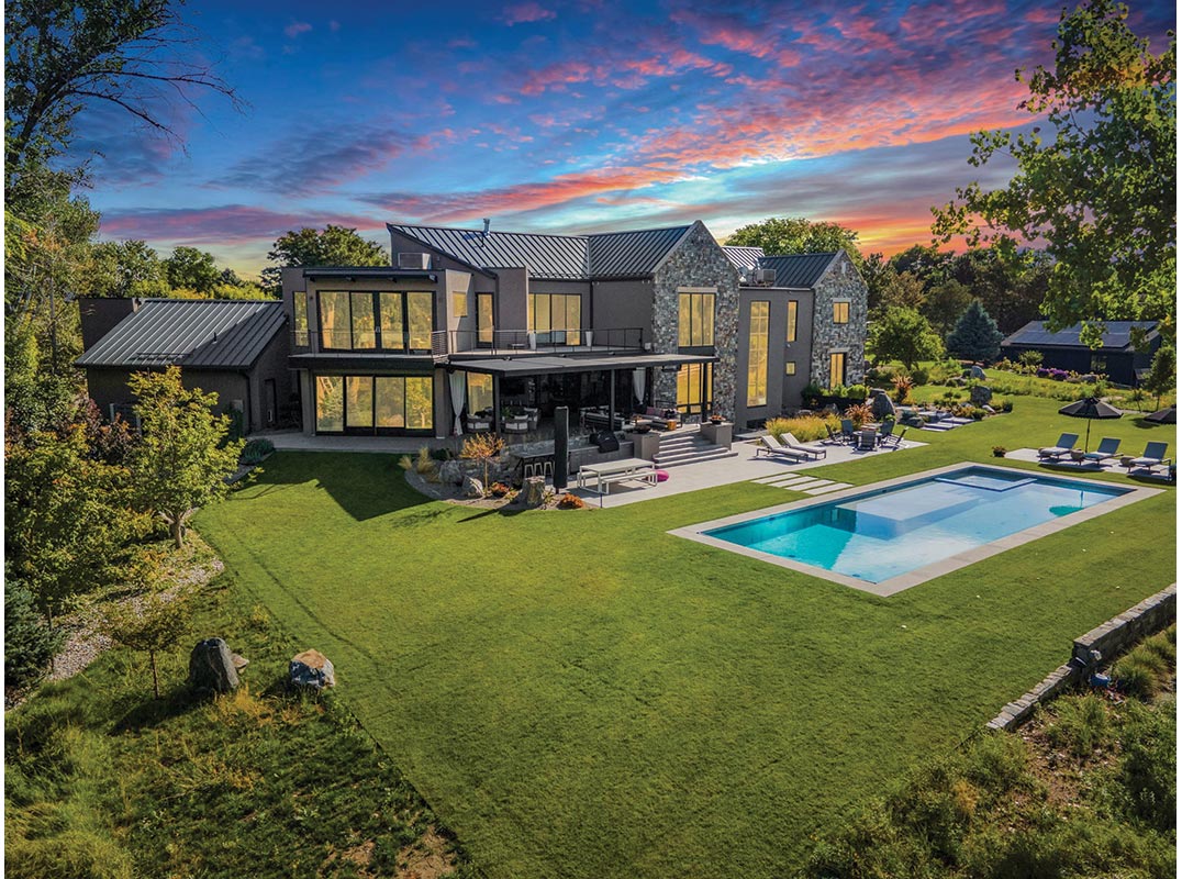 Majestic Modern Living In Boulder County