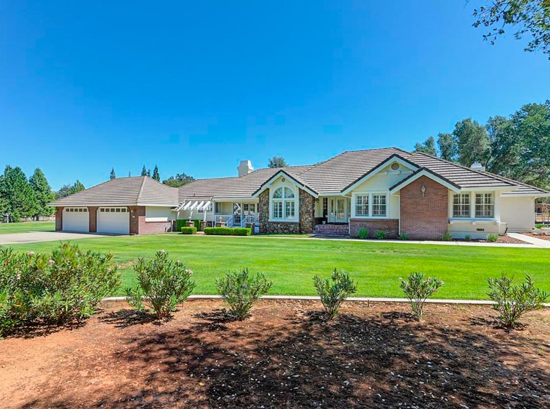 Perfect Country Property That You've Been Searching For