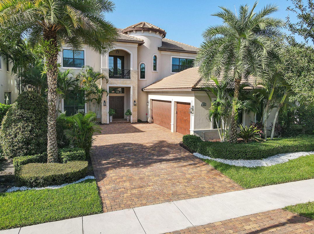 Step into the enchanting realm of Gardenia Isles!