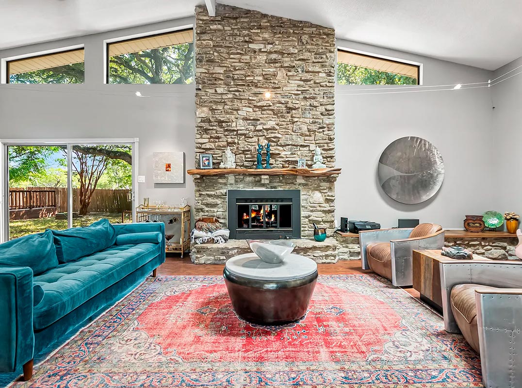 One-Story Mid-Century Modern