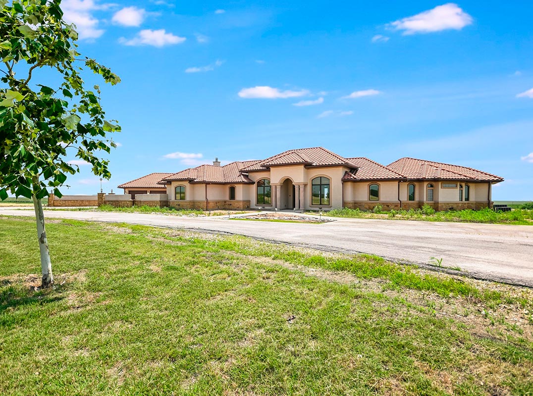 Gorgeous 168+ Acres Of Texas Farm And Ranch Land In Coupland