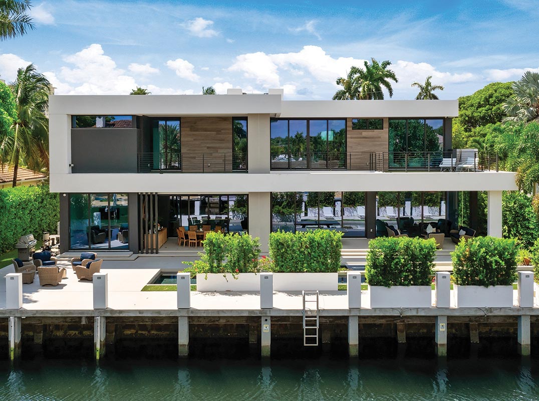 100 ft Waterfrontage in Seven Isles