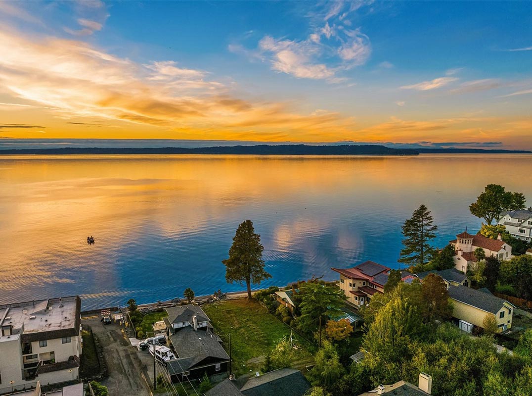 Redondo Waterfront Land Plot Look-Out