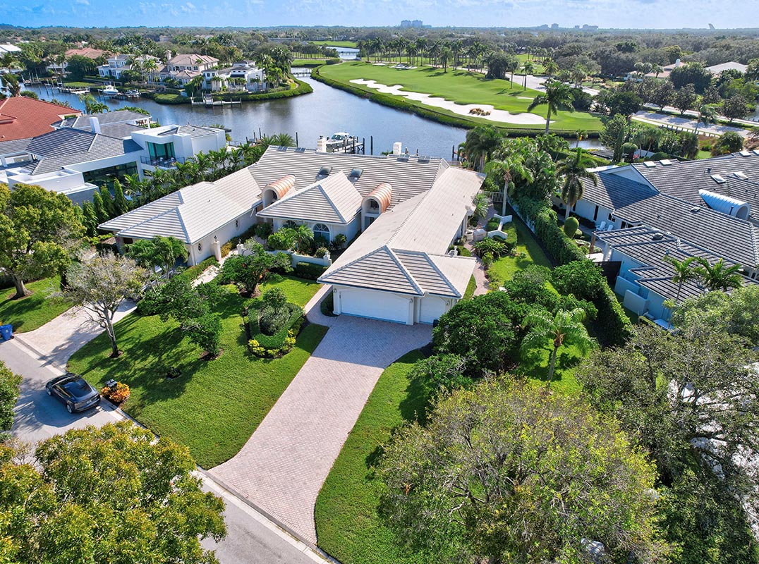 Waterfront Villa Offers Picturesque Southeast Vistas