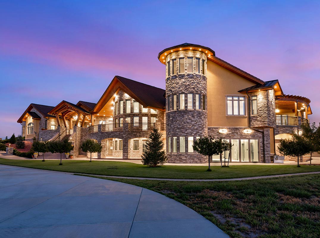 Beautifully Crafted Lifestyle Estate