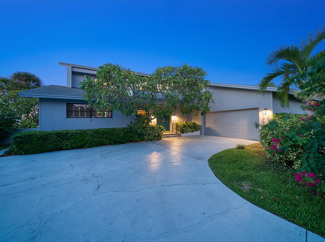 LHM Tampa Bay Immerse Yourself In The Beauty Of Belleair Beach