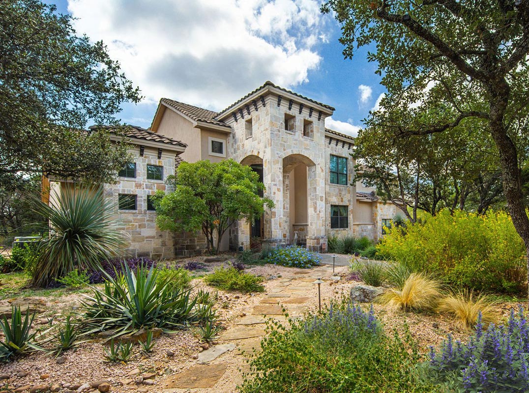 Beautiful Hill Country Home