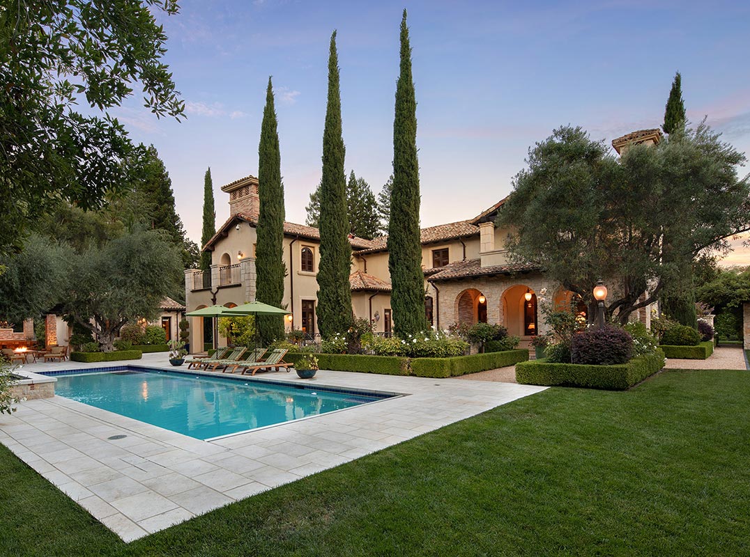 Exceptional Estate in Menlo Circus Club