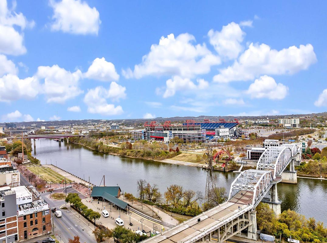 LHM Nashville Luxury Four Seasons Condo