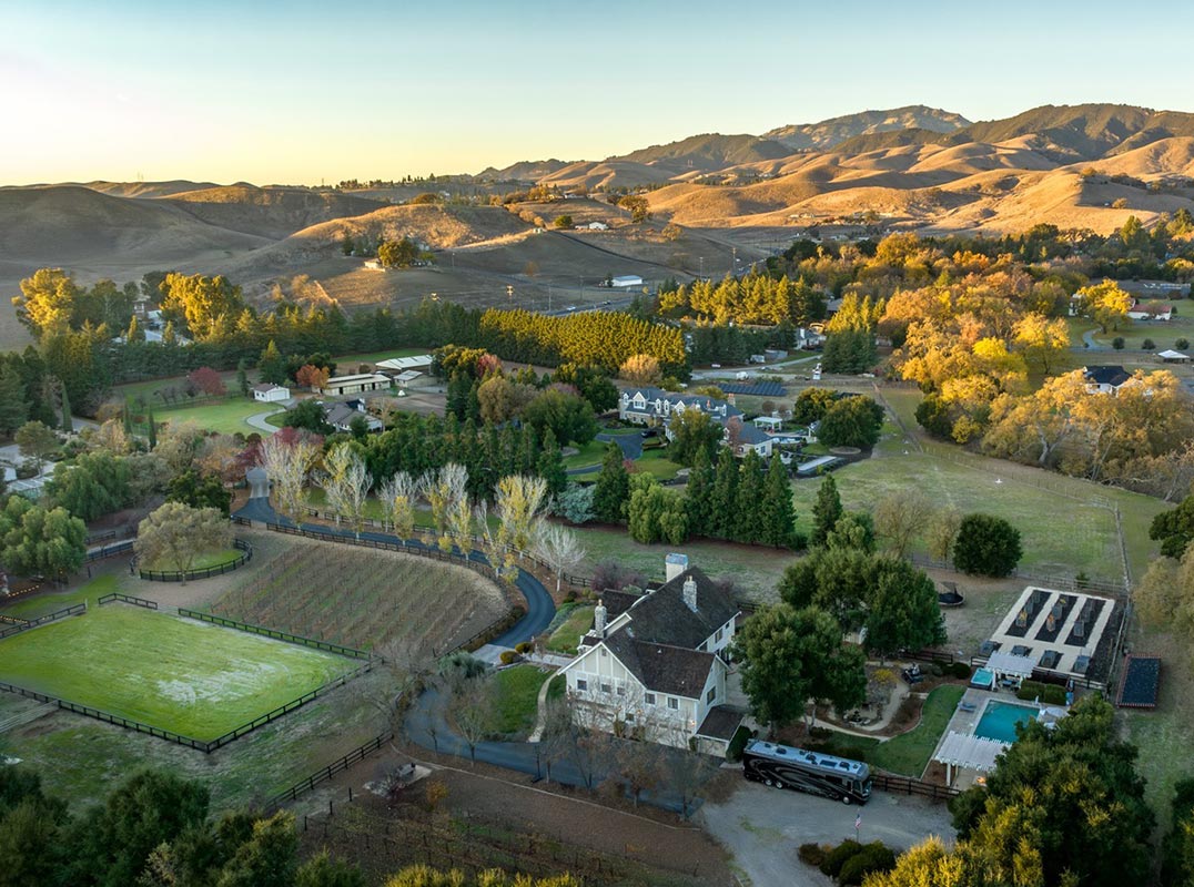 LHM San Francisco's East Bay Gated Vineyard and Equestrian Danville