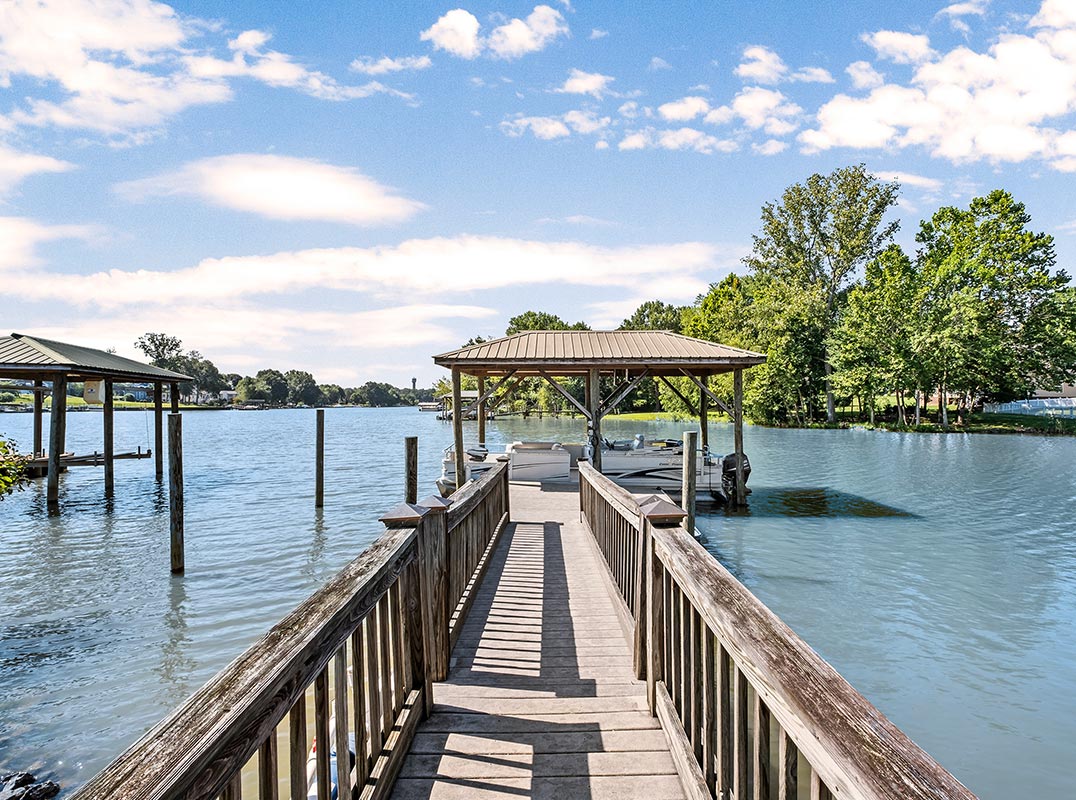 LHM Charlotte Waterfront Home Nestled in Harbor Cove