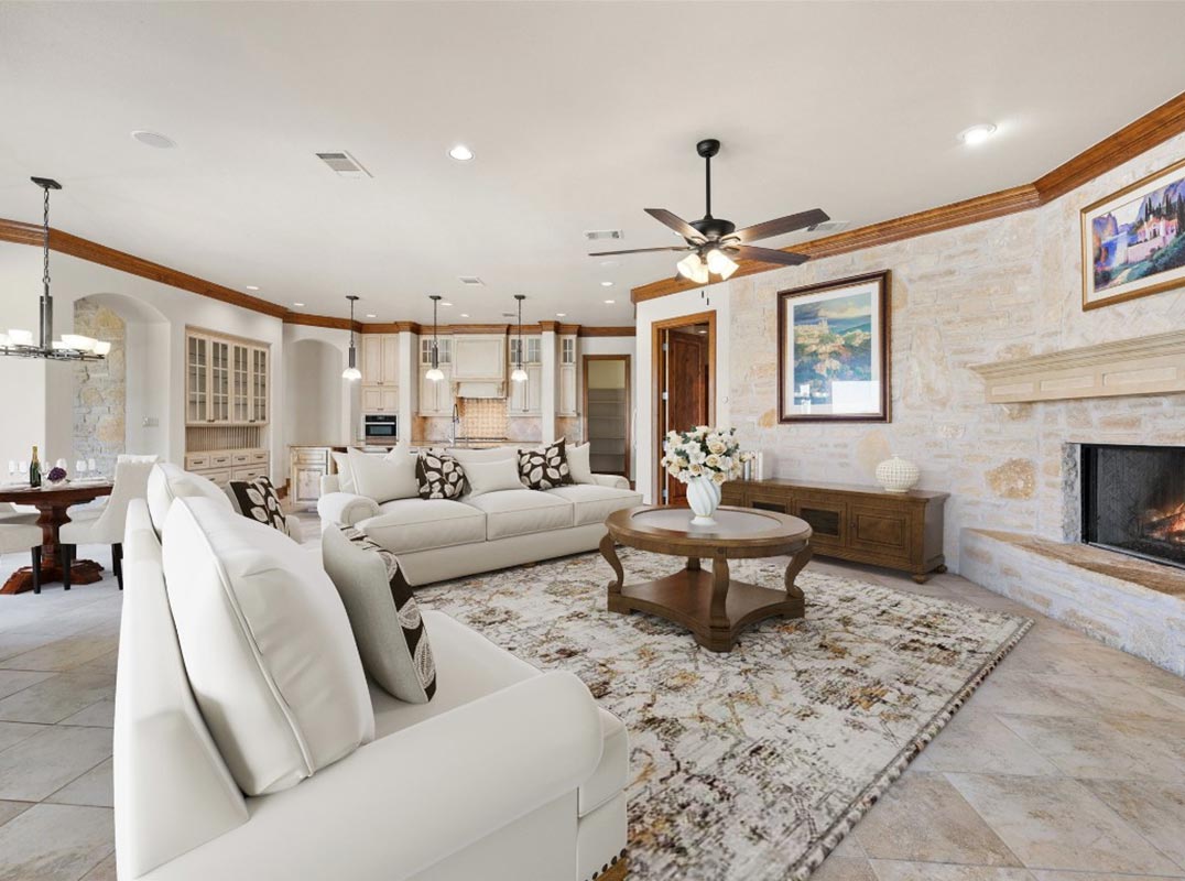 LHM Austin Luxurious Retreat Nestled In The Prestigious Neighborhood