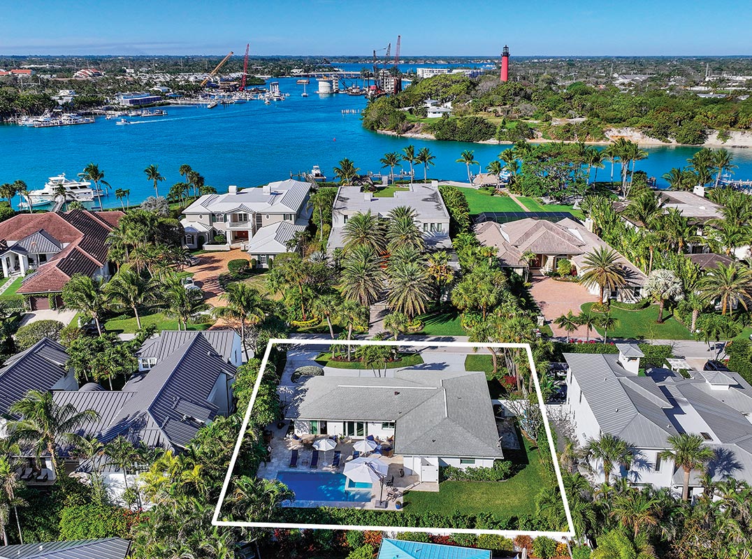 Tastefully Renovated within Jupiter Inlet Colony