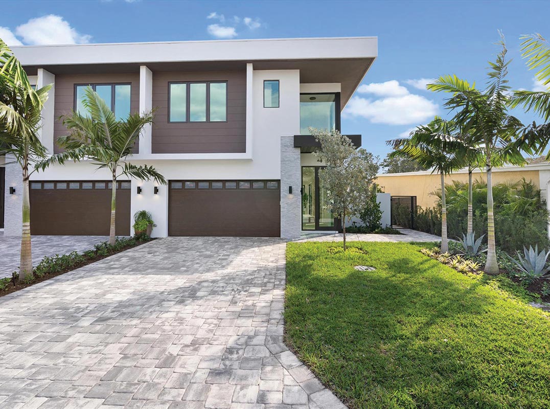 Discover this Modern Luxury Townhome in Downtown Delray