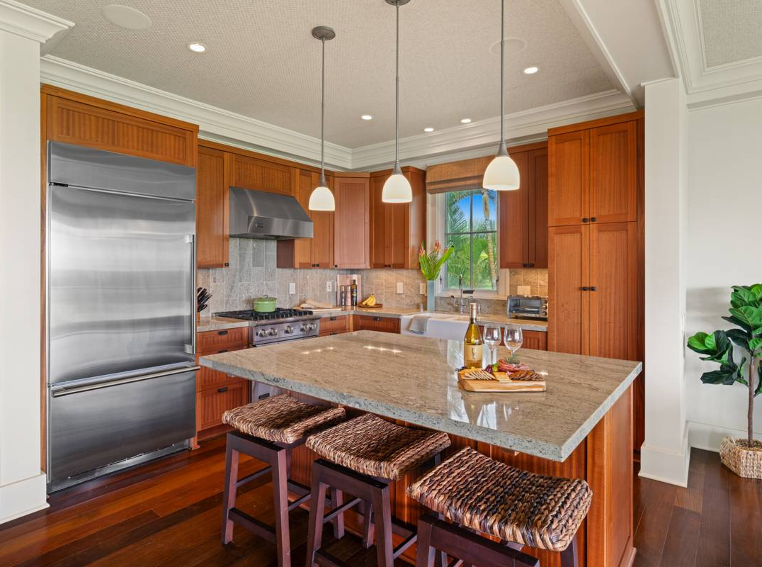 LHM Hawaii | Pacific Luxury Living - Charming Beach Cottage