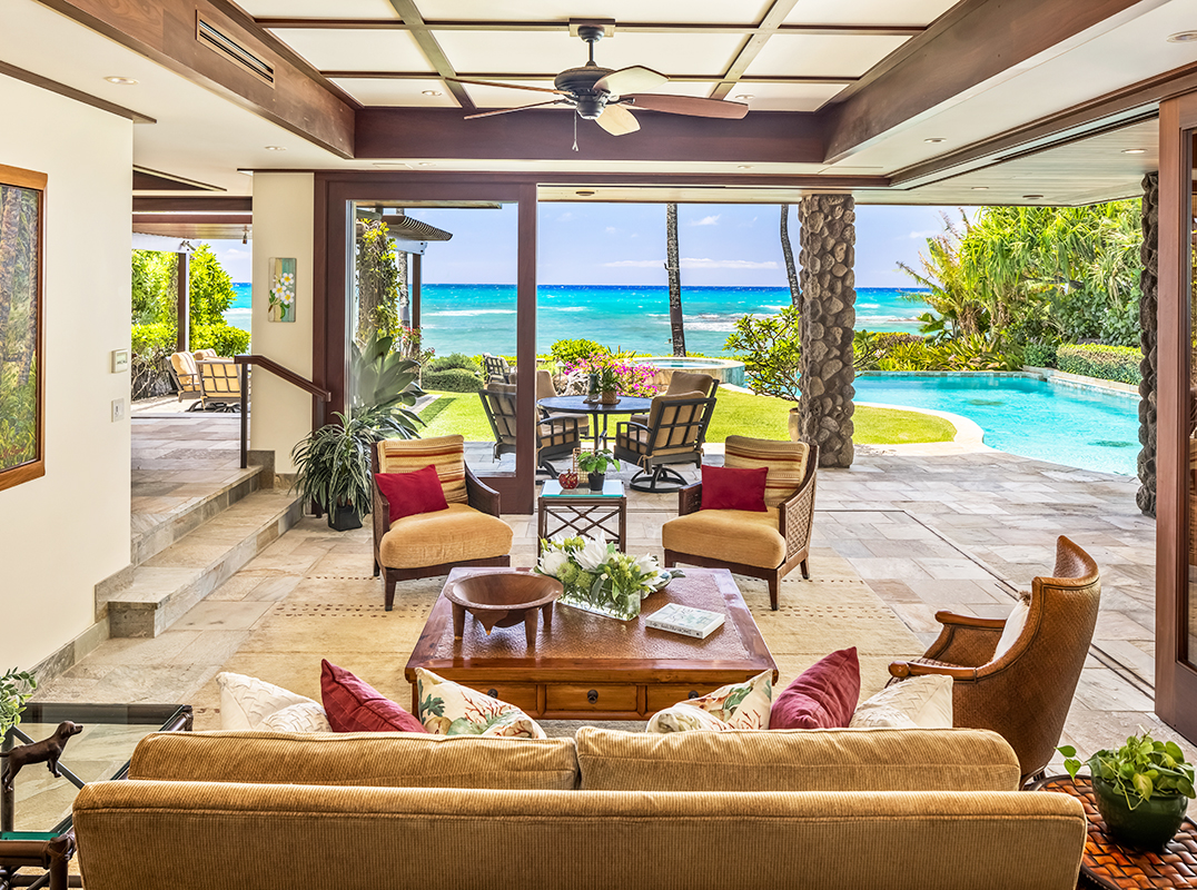 LHM Hawaii | Pacific Luxury Living - 218 Kaalawai Pl